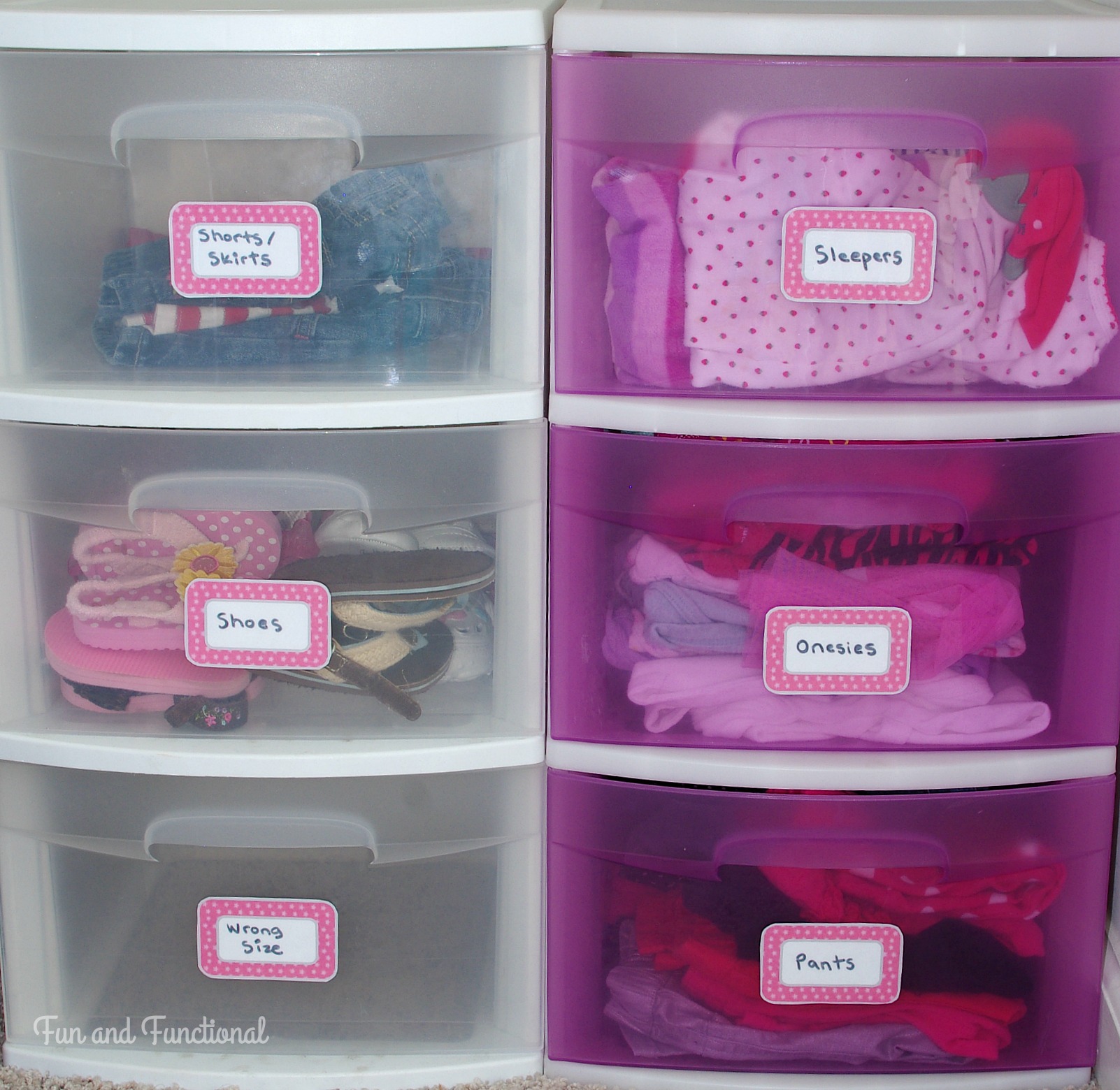 Organize with these pretty baby clothes labels.